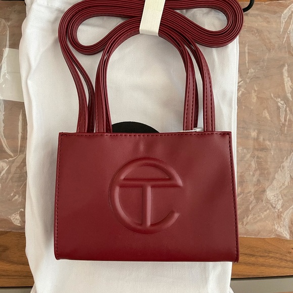Telfar mini Oxblood - Picture 2 of 8
